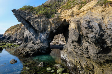 神奈川県城ヶ島の岩場