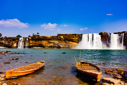 Chitrakote Waterfalls on the Indravati River in Bastar, Chhattisgarh. Widest waterfall, known as Niagara of India; entire rockface, shaped like a horseshoe, covered with foaming water during monsoons.