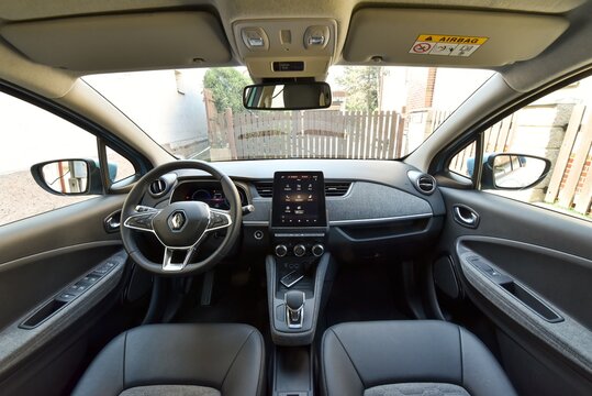Renault ZOE. Electric car at the shopping center. Dashboard. 08-12-2020, Middle Bohemia, Czech Republic.