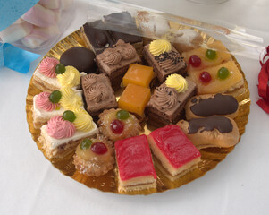 Assortment of small sweets, to the taste of each