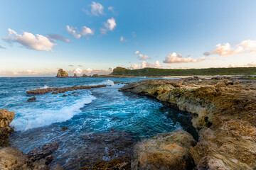 Anse des Chateaux Beach with view of Point des Colibris in the background - Guadeloupe - 399350761