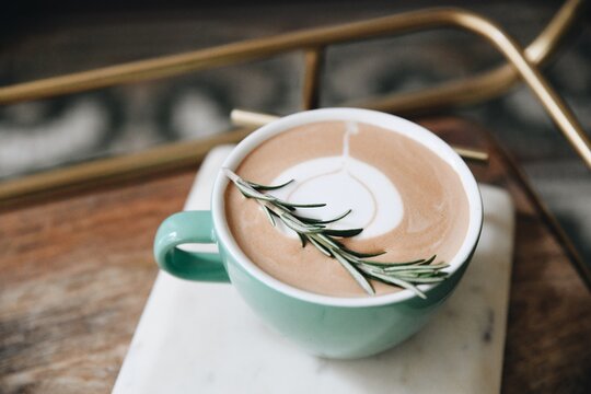 Coffee shop latte