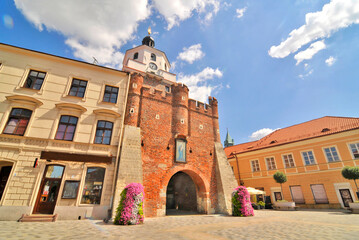 Brama Krakowska – XIV-wieczna brama strzegąca dostępu do Starego Miasta w Lublinie - obrazy, fototapety, plakaty