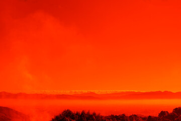 雲海充満奈良盆地朝焼