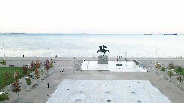 4K drone clip flying towards the statue of Alexander The Great in North Greece, Thessaloniki