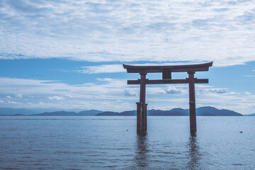 琵琶湖 白髭神社の鳥居 滋賀県 日本