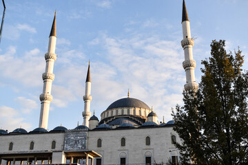 Fototapeta na wymiar Kocatepe Mosque, Ankara, Turkey 