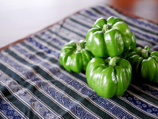 テーブルの上に置かれたかぐら南蛮