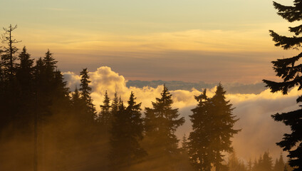 Fototapeta premium Mountain Sunset