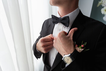 businessman shaking hands