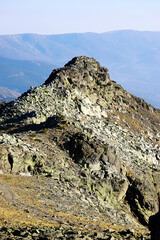 amanecer en la montaña 