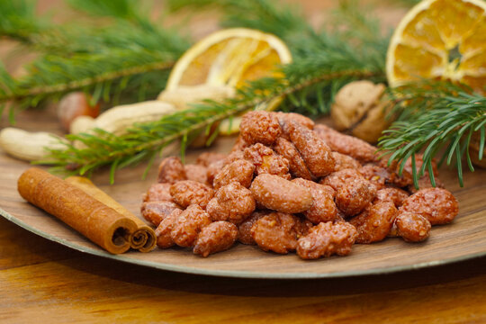 Roasted almonds in christmassy dekoration