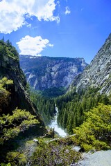 Fototapeta na wymiar Yosemite View from Nevada Falls