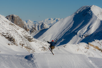 Fototapeta na wymiar Ski jump Glacier 3000