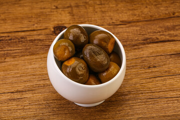 Marinated feijoa in the bowl