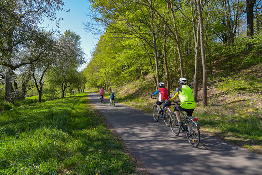 Radfahrer auf dem Werratal-Radweg