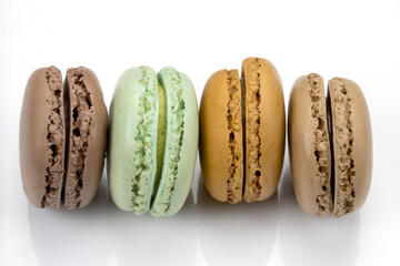 macarons isolé sur un fond blanc