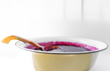 The process of making currant jam