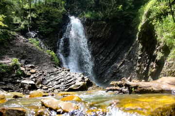 Obraz premium waterfall in the forest