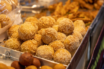 Thai fried sesame balls called Ka Noom Huer Lo 