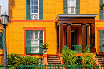 Beautiful streets and homes in downtown Savannah, Georgia, USA