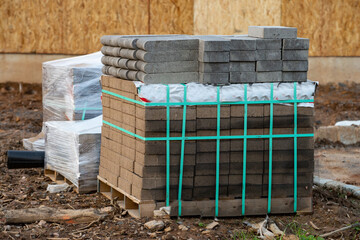 pallet with stone cladding