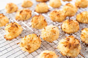 Coconut cookies