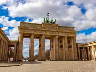 Brandenburg Gate With An Empty Forecourt In Berlin © Stockfotos