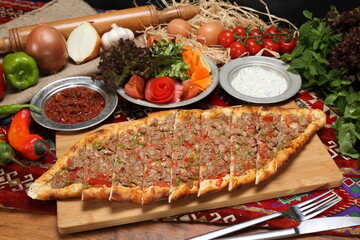 kuşbaşılı pide