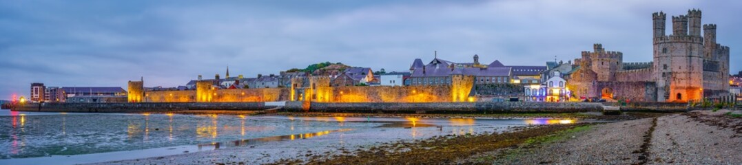 Obraz premium Caernarfon castle panorama in North Wales, UK