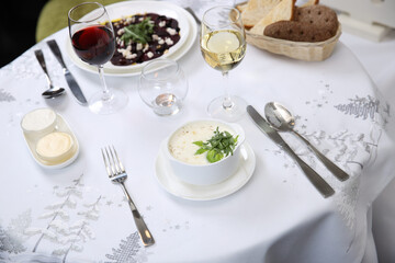 christmas table setting