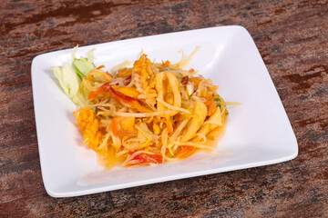 Thai salad with papaya and prawn