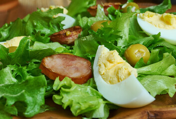 Classic Wilted Lettuce Salad