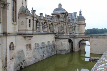 Obraz premium castle of chantilly in (france)