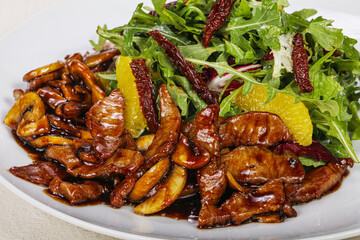 Roasted mushroom with dry tomato