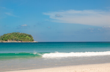 Fototapeta na wymiar view of the sandy beach and turquoise sea
