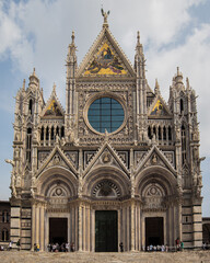 Fototapeta na wymiar Architectural building with gold details in Italy