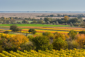 Fototapeta premium beautiful colorful landscape on a lake while hiking