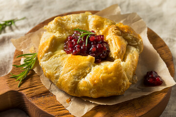 Homemade Baked Brie in Puff Pastry