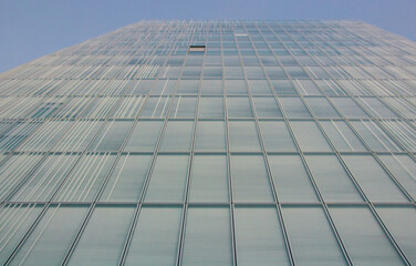 Fototapeta na wymiar immeuble en verre, architecture moderne
