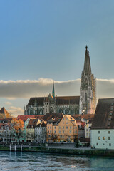 Fototapeta premium View of Regensburg Cathedral and the Danube in Regensburg, Bavaria, Germany