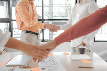 businesspeople agree to deal business project, businesspeople handshake business contract, business success concept