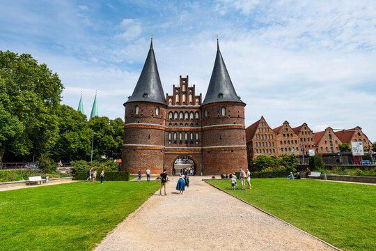 Holsten Gate, Lubeck, UNESCO World Heritage Site, Schleswig-Holstein