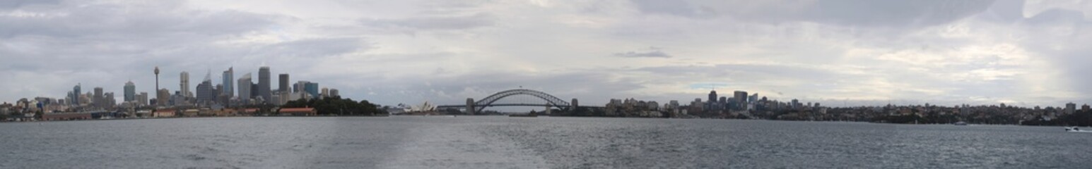 Fototapeta na wymiar Sydney Harbour Panorama view