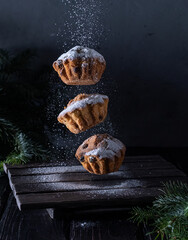Cupcake levitation under the snow