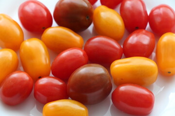 red and yellow cherry tomatoes