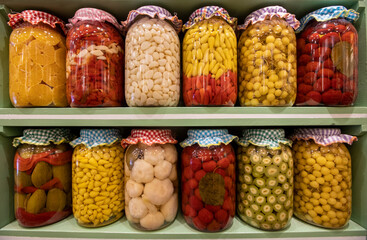 Organic Turkish style lemon and vinegar pickles