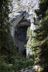 Cetatile Ponorului cave in Romania