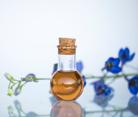 aromatherapy essential oil glass bottle 