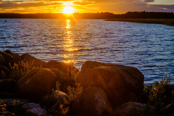 Fototapeta Malowniczy zachód słońca nad jeziorem mamry obraz